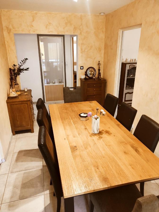 "Home Sweet Home" - 70M2 - Proche Lyon, Eurexpo, Groupama & Matmut Stadium, Ldlc Arena Saint-Priest  Εξωτερικό φωτογραφία